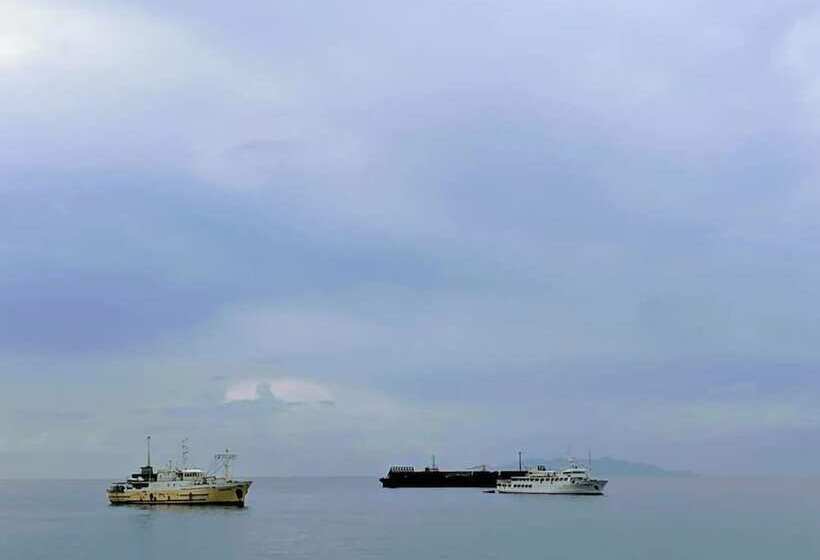 ホテル Pacific Crown