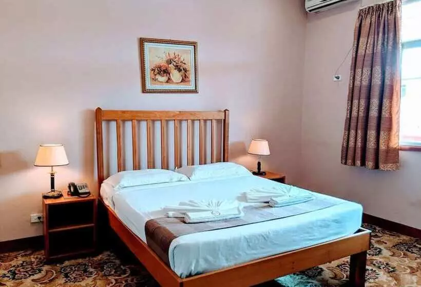 ホテル Pacific Crown