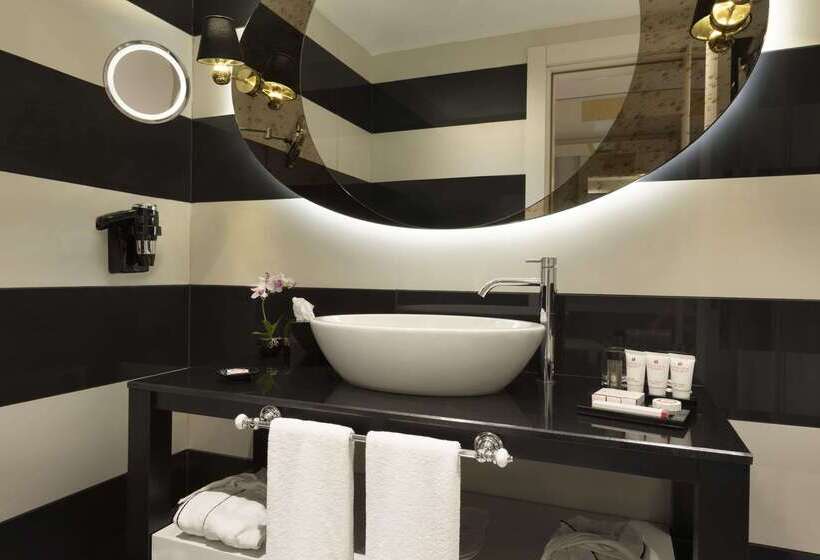 Ramada Hotel & Suites Sisli