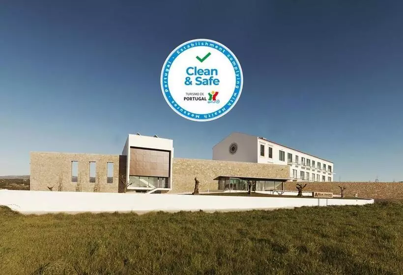 Отель Real Abadia, Congress & Spa