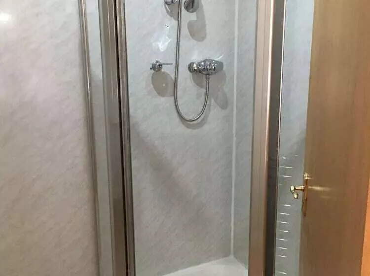 בית מלון כפרי Smiths