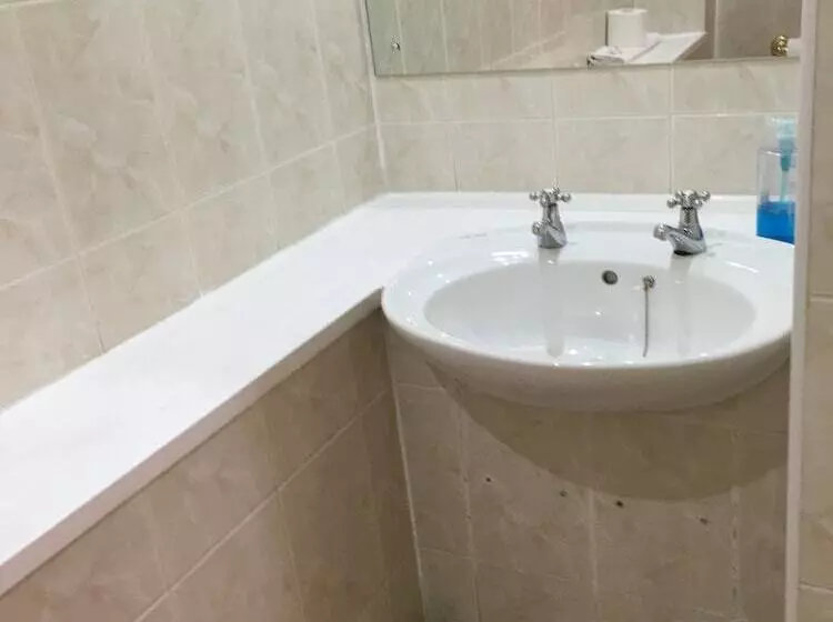 בית מלון כפרי Smiths