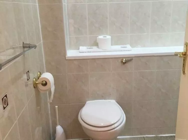 בית מלון כפרי Smiths