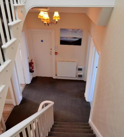 호텔 St Hilary Guest House