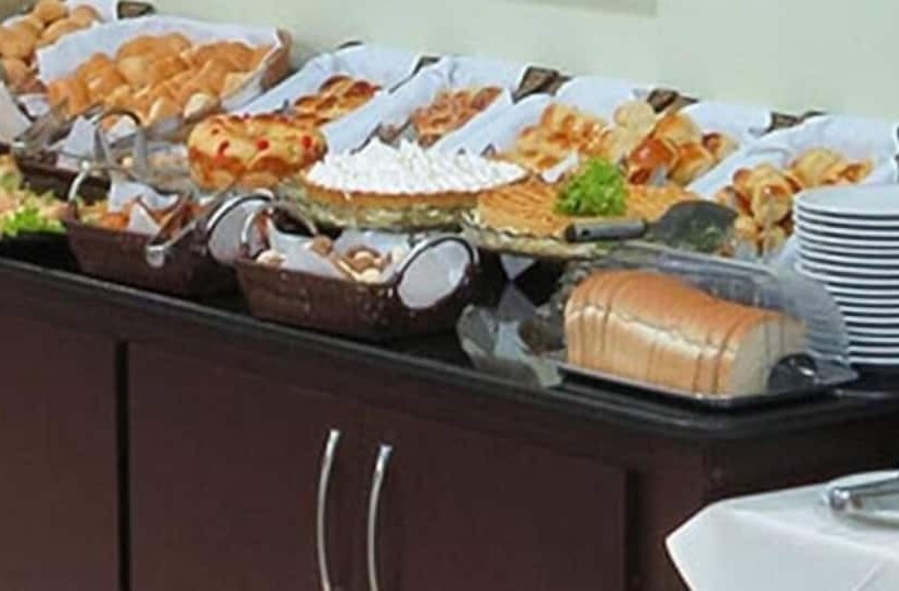 هتل Steel Valley Economic