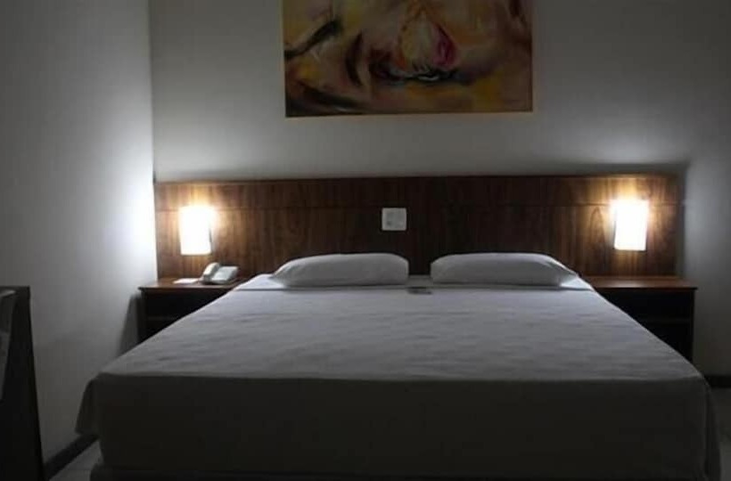 هتل Steel Valley Economic