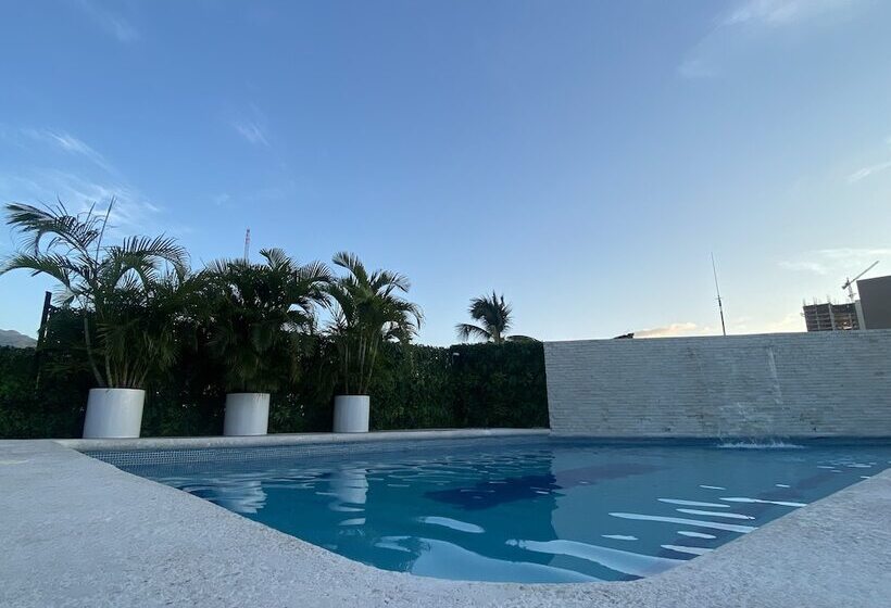 فندق Suites Mar Elena