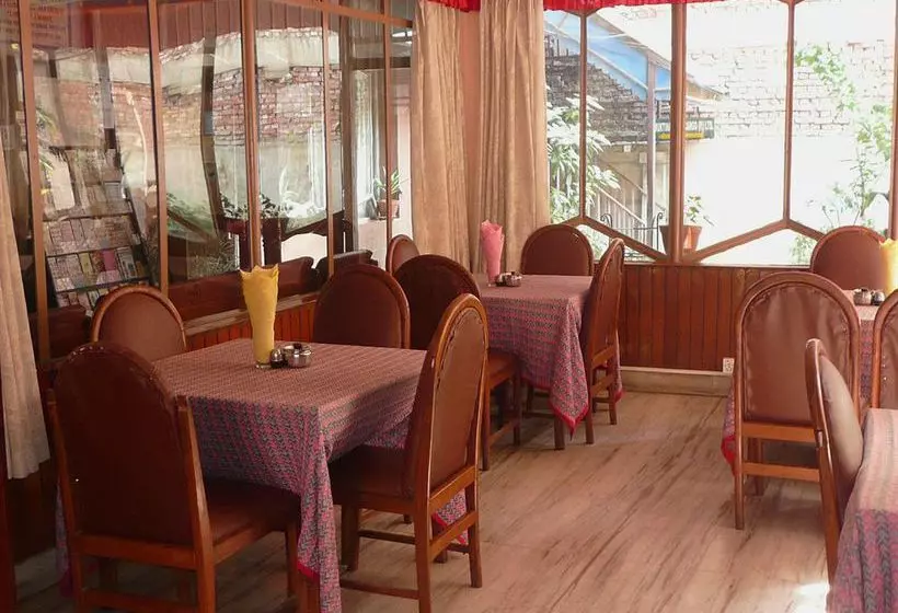 هتل Tasi Dhargey Inn
