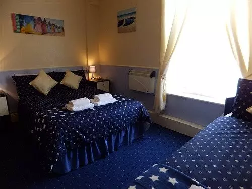 هتل The Claire Michelle