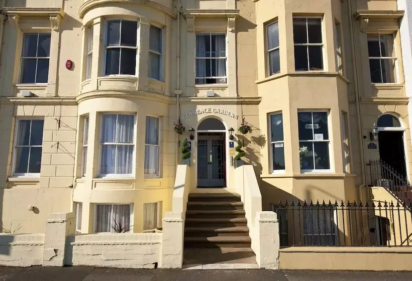 호텔 Clarence Gardens