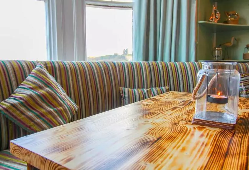 호텔 Clarence Gardens