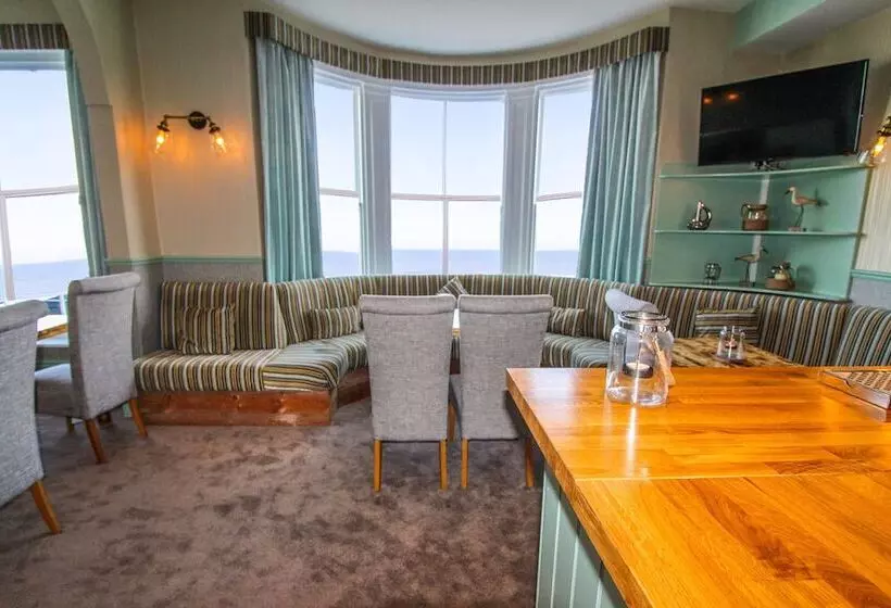 호텔 Clarence Gardens