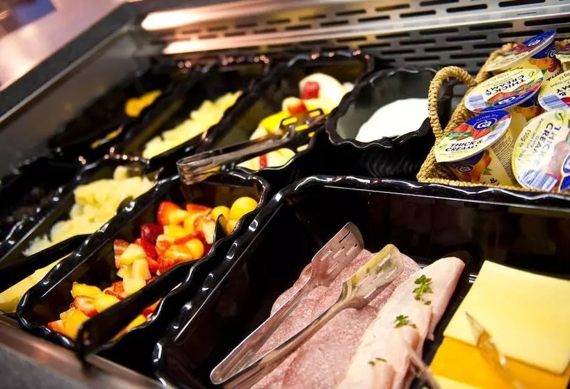 호텔 Clarence Gardens