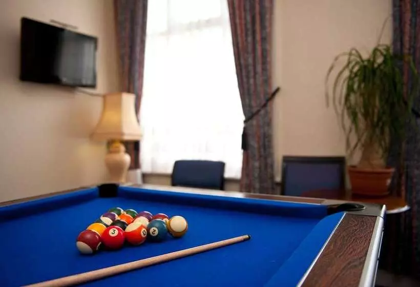 호텔 Clarence Gardens