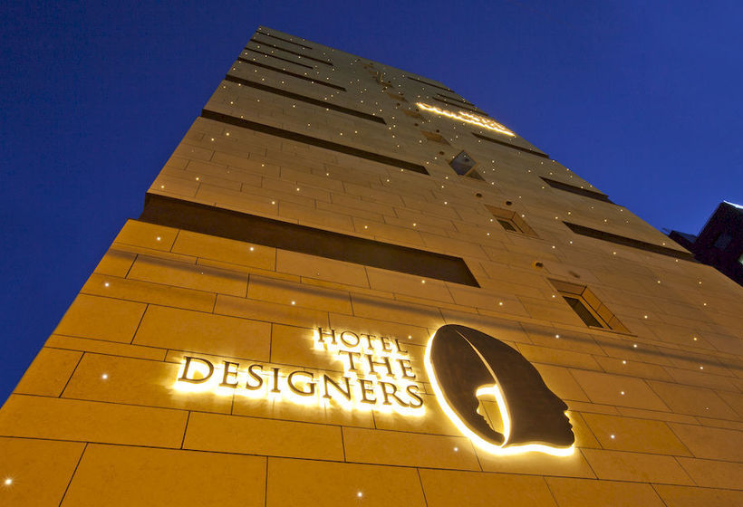 בית מלון כפרי The Designers Samseong