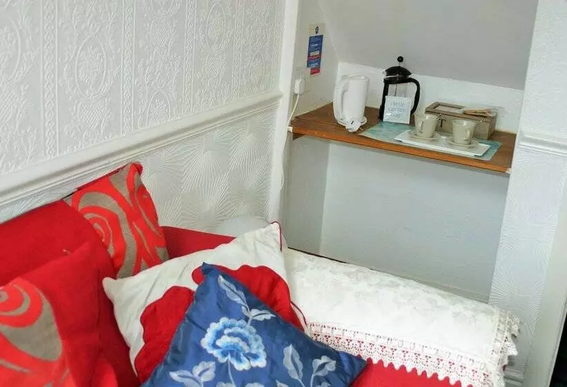 بنسيون The Kensington