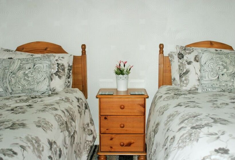 پانسیون The Kensington