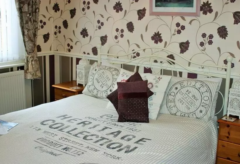 بنسيون The Kensington