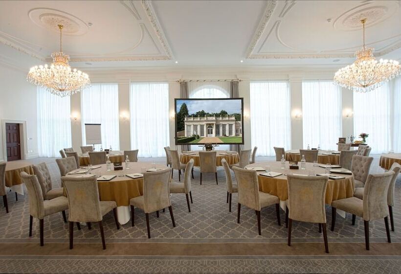 Rushton Hall Hotel And Spa