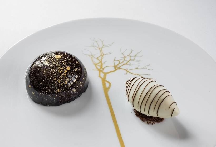 Rushton Hall Hotel And Spa