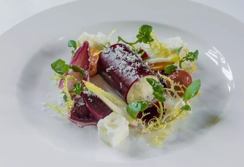 Rushton Hall Hotel And Spa