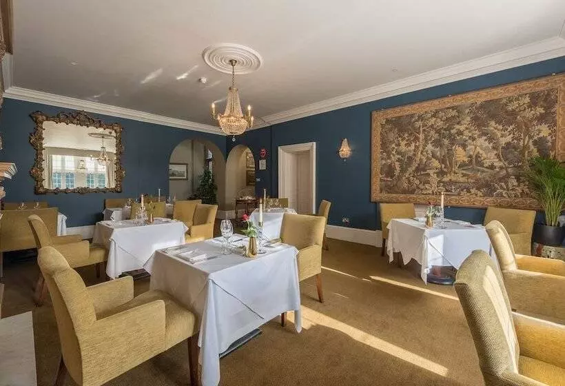 Rushton Hall Hotel And Spa