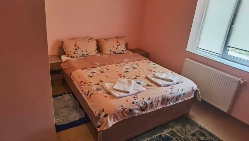 Pensiune Si Cazare La Mitza