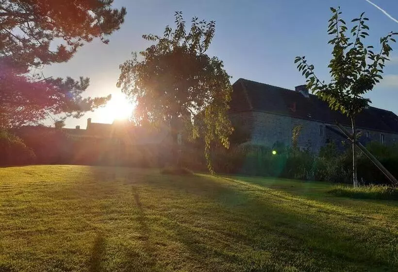 Aamiaismajoitus (B&B) A La Ferme De Saint Germain