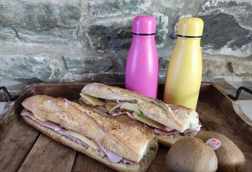 Aamiaismajoitus (B&B) A La Ferme De Saint Germain