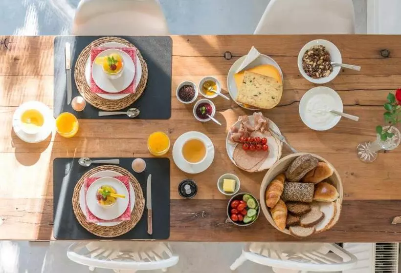 ベッドアンドブレックファースト Bed En Breakfast Puur8a