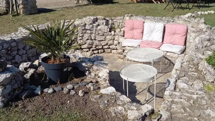 Aamiaismajoitus (B&B) La Maison Josnes De Mady