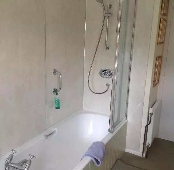 Aamiaismajoitus (B&B) The Mill House