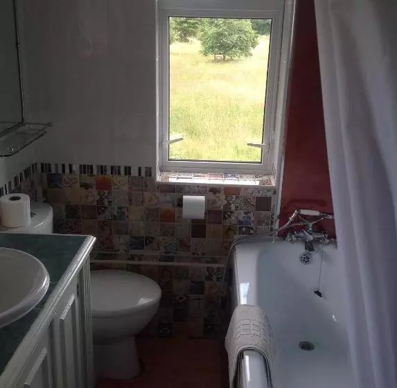 Aamiaismajoitus (B&B) The Mill House