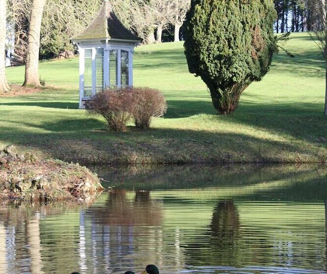فندق Château De La Bribourdière