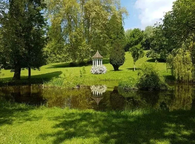 ホテル Château De La Bribourdière