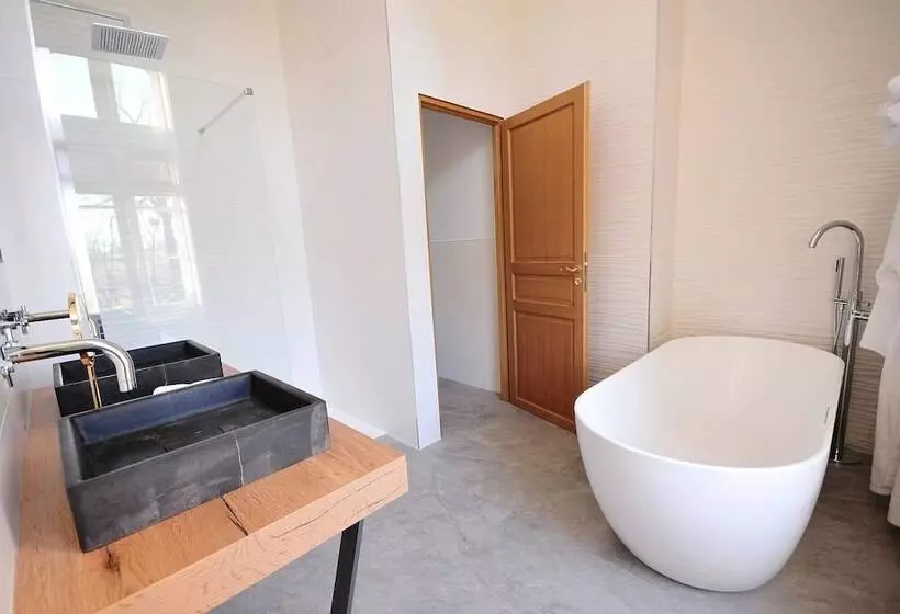 ホテル Château De La Bribourdière