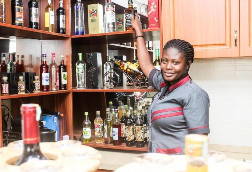 호텔 Sweet Pee Executive