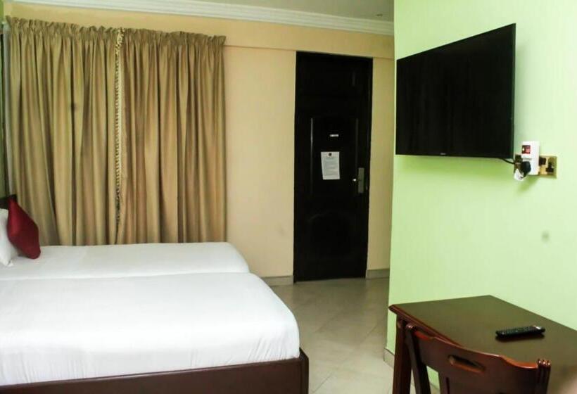 호텔 Sweet Pee Executive