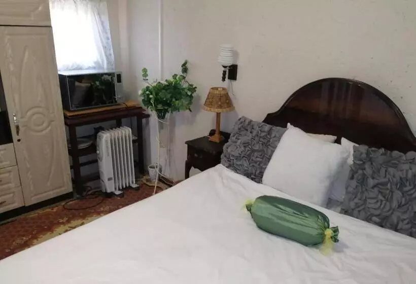 Majatalo Rocks And Aloes Guest Lodge