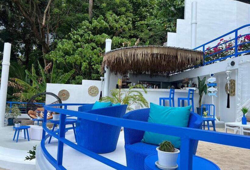 אתר נופש Zenmaya Oceanfront Phuket, Trademark Collection By Wyndham