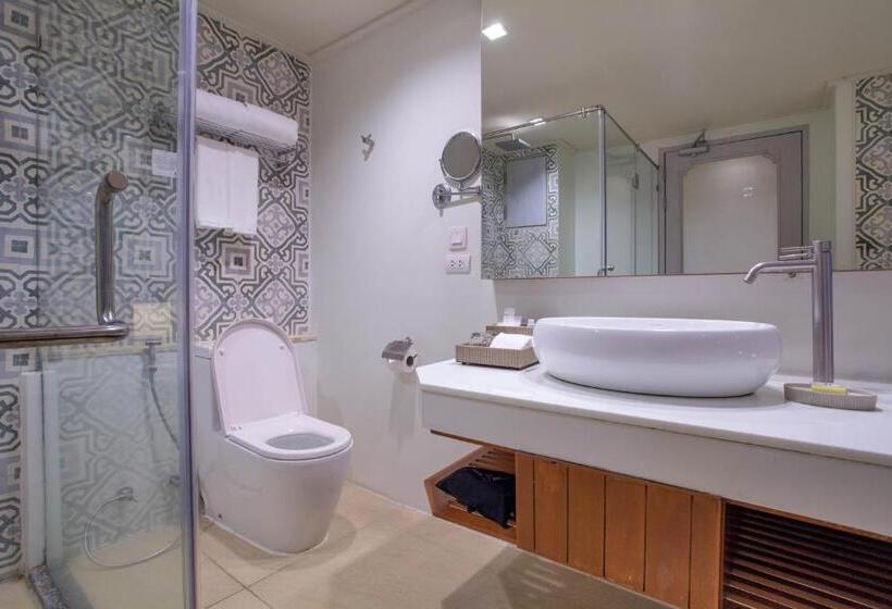 אתר נופש Zenmaya Oceanfront Phuket, Trademark Collection By Wyndham