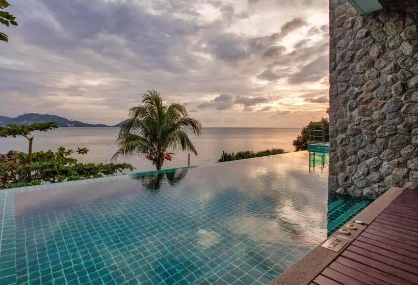 Lomakeskus Zenmaya Oceanfront Phuket, Trademark Collection By Wyndham