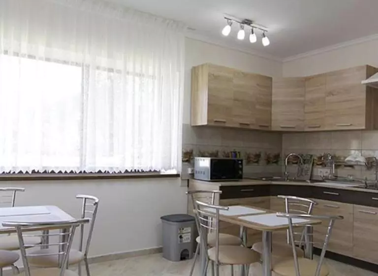 ユースホステル Villa Paraiso Karpaty