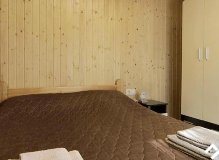 ユースホステル Villa Paraiso Karpaty