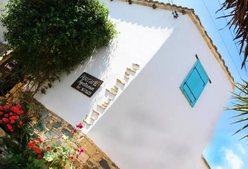 ベッドアンドブレックファースト Aperanti Agrotourism