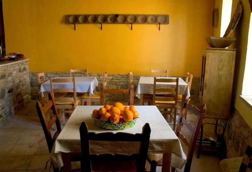 צימר Aperanti Agrotourism