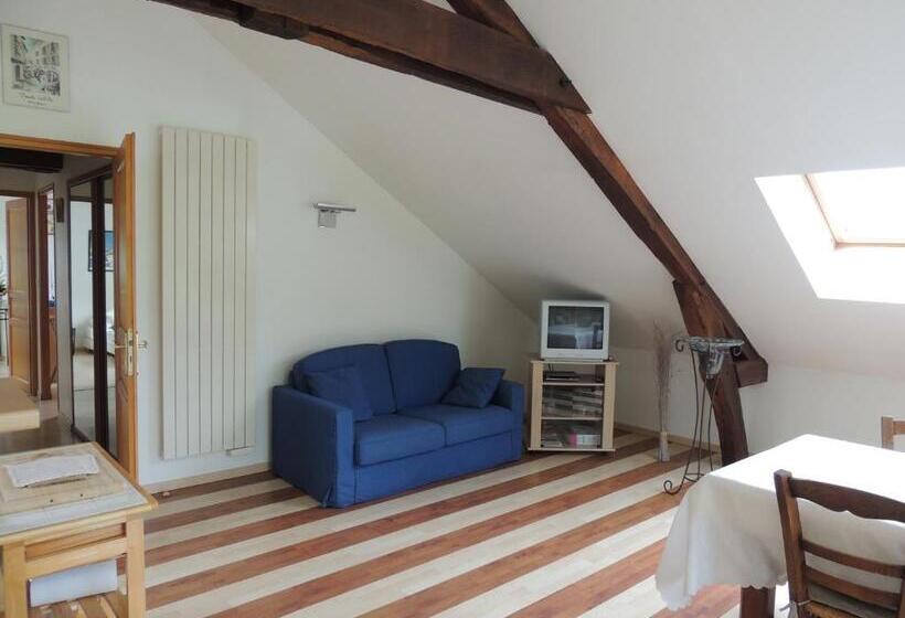 ベッドアンドブレックファースト Chambre D Hôtes De Charleval