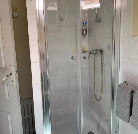 Aamiaismajoitus (B&B) Chambres D  Hotes La Lison