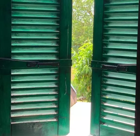 Aamiaismajoitus (B&B) Chambres D  Hotes La Lison