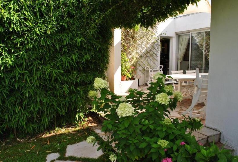 住宿加早餐  Chambres D Hôtes La Tribu